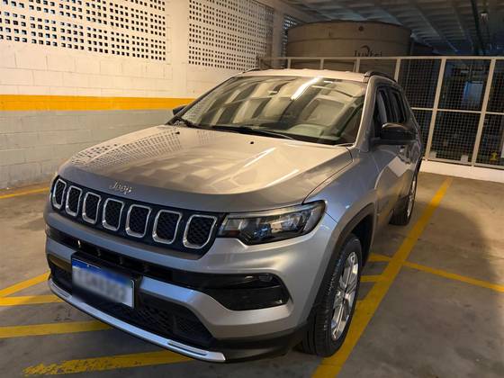 JEEP COMPASS 1.3 T270 TURBO FLEX LONGITUDE AT6 JEEP COMPASS 1.3 T270 TURBO FLEX LONGITUDE AT6
